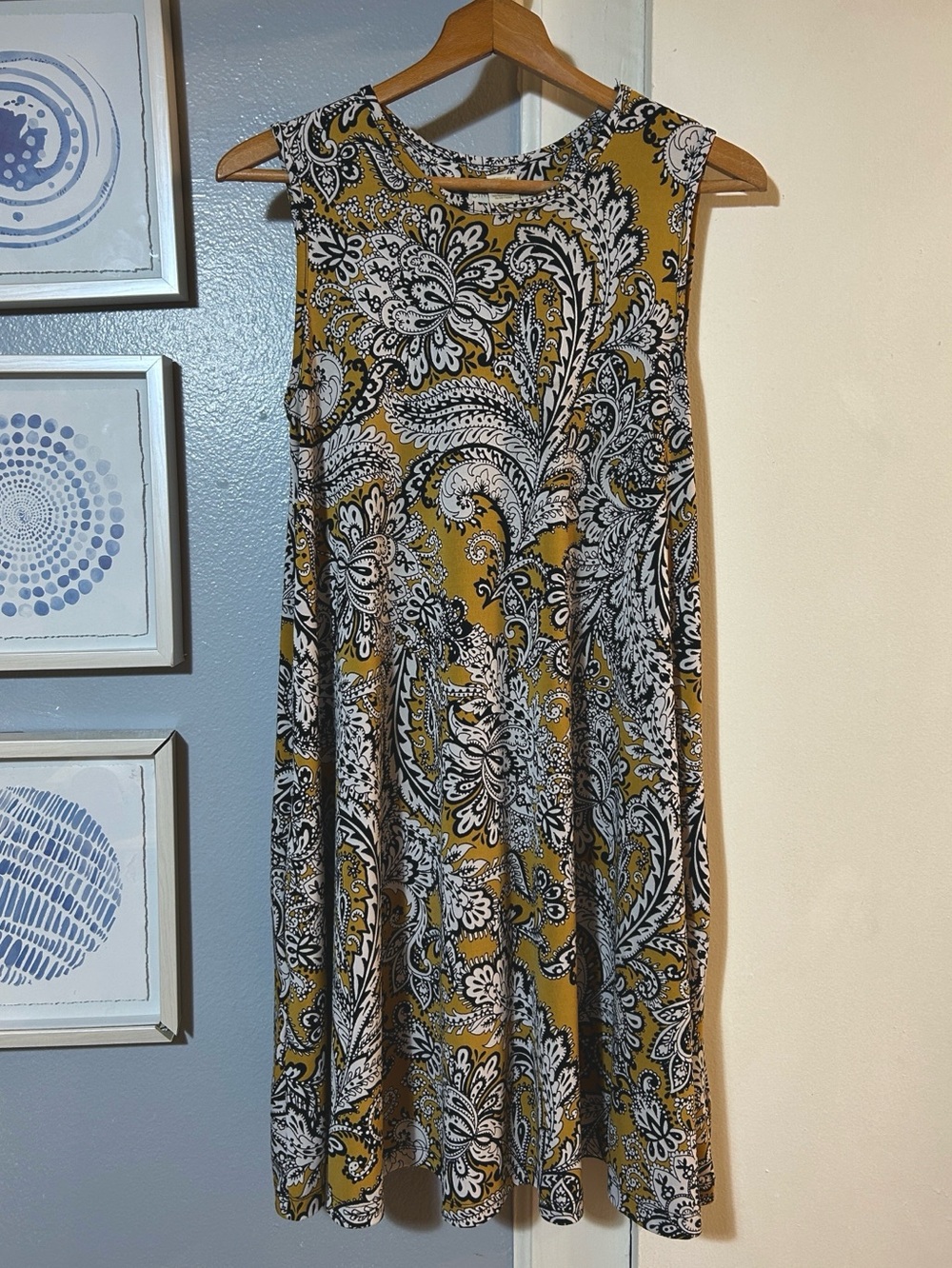 Cynthia Rowley Womenโs Mustard Paisley Sleeveless Swing Dress Size M
